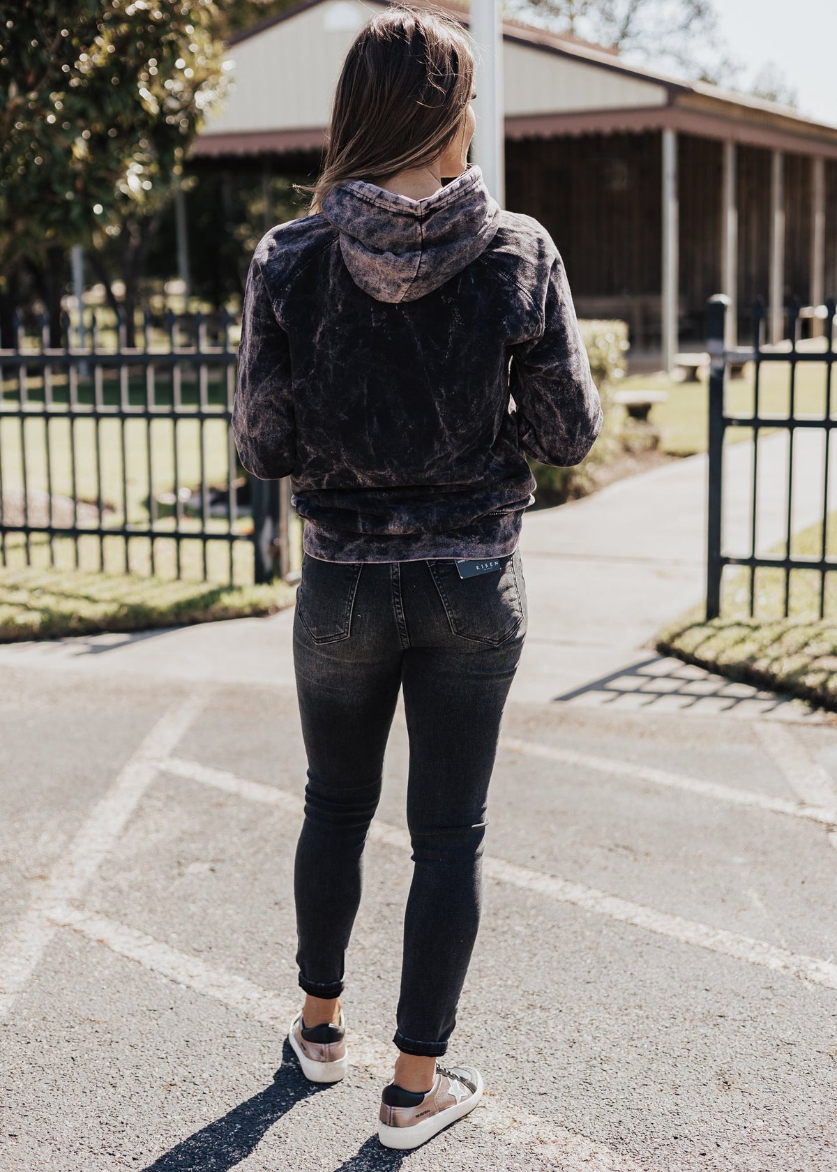 Baseball Vintage Raglan Hoodie in Cloud Black