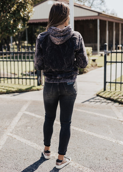 Baseball Vintage Raglan Hoodie in Cloud Black