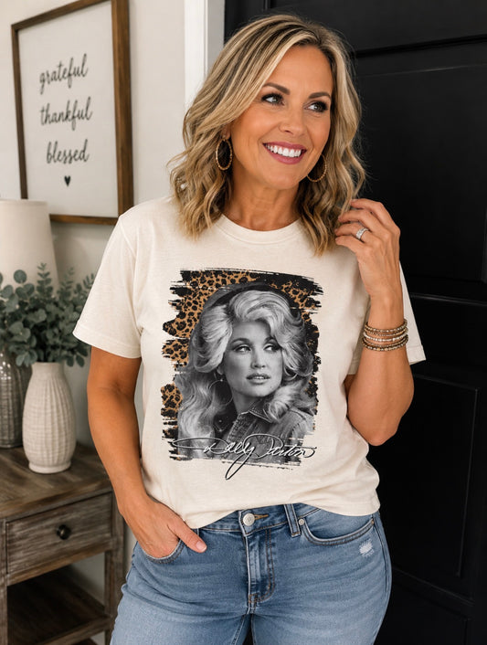 Dolly Tribute Signature T-Shirt, Vintage Portrait