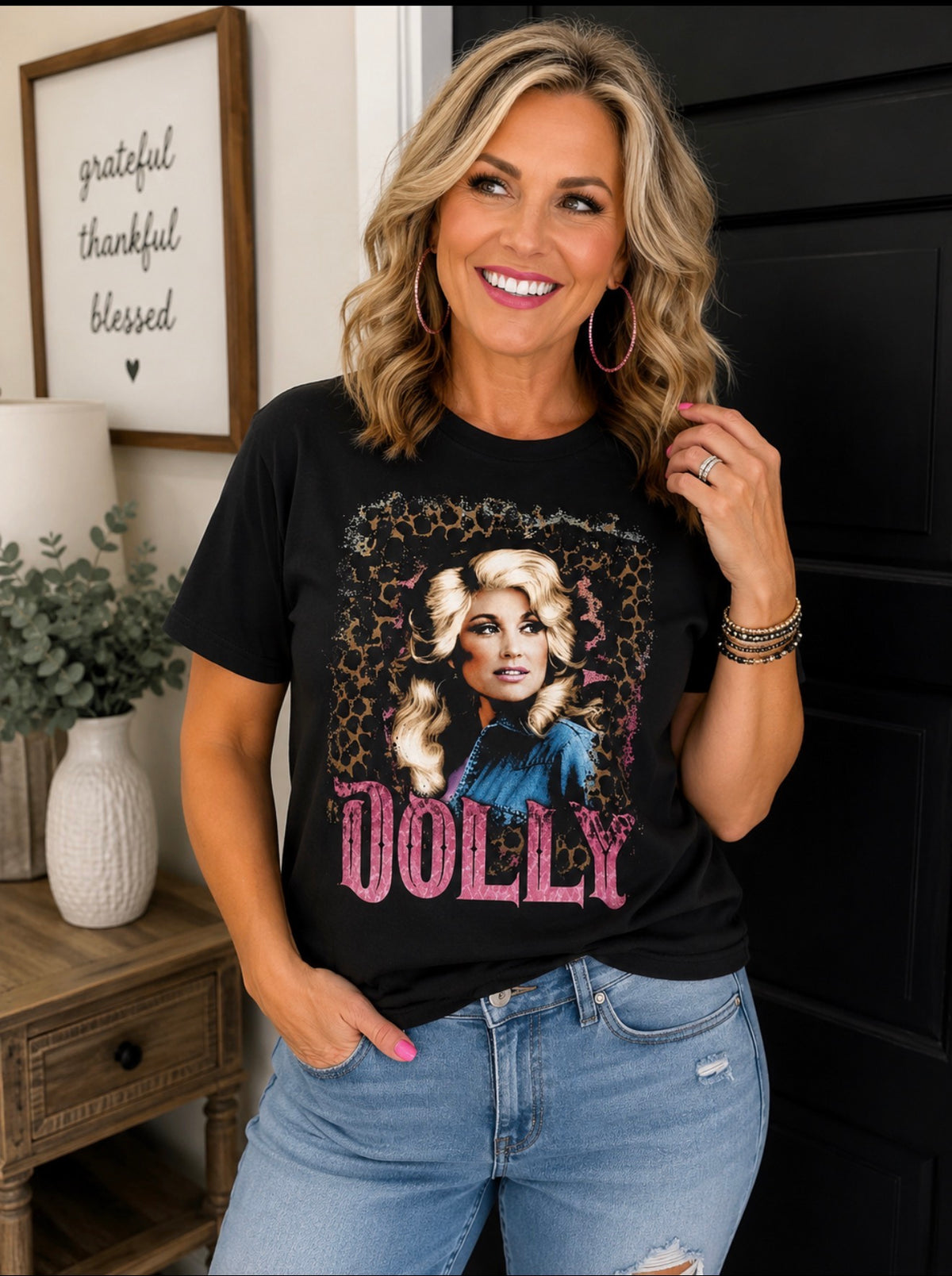 Dolly Tribute Comfort Colors T-Shirt, Leopard Portrait